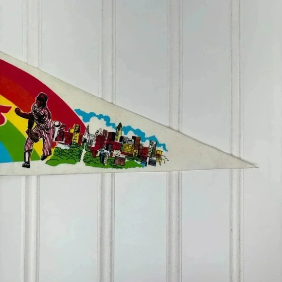 Vintage Phillies Baseball Pennant RARE Veteran's Stadium Rainbow 1970s HTF - Picture 4 of 12